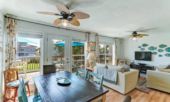 Fernandina Beach Casa | Redecorated Pet Friendly Home by RedAwning