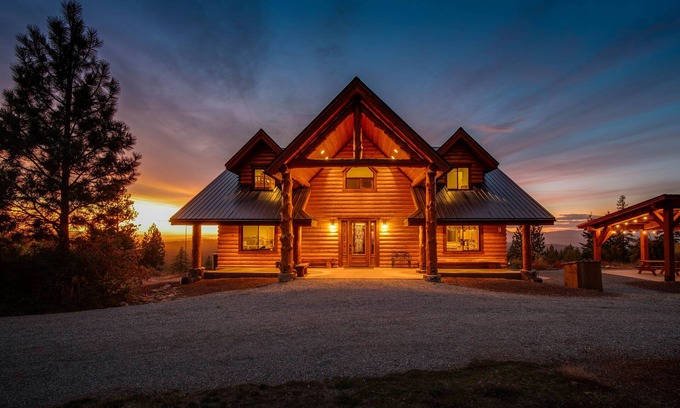 Post Falls Casa | Redemption Rock Lodge