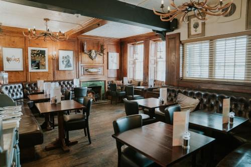 Moreton-in-Marsh Hotel | Redesdale Arms Hotel