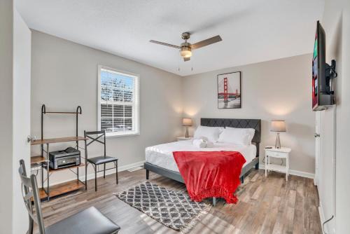 Clarksville Casa | Redranch-300mbps Wifi-workspace