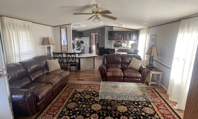 Horton Casa | REEL DEAL! Covered Boat Parking! LONG TERM RENTAL!
