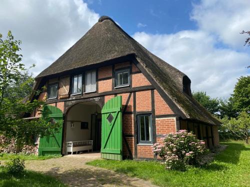 Suesel Casa | Reet-Cottage Nahe der Ostsee