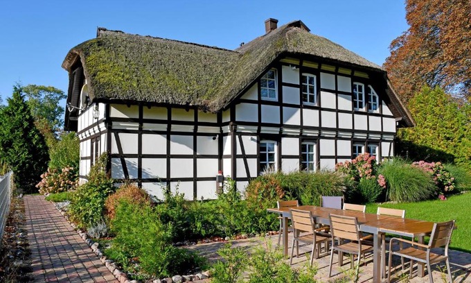 Siggermow Apartamento | Reetdachfachwerkvilla am Wiesengrund