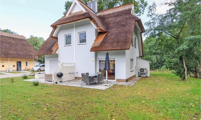 Zirchow Casa | Reetdachhaus Waldidylle