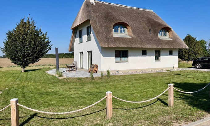 Poseritz Casa | Reethaus Mellnitz - Reetdachhaus auf Rügen