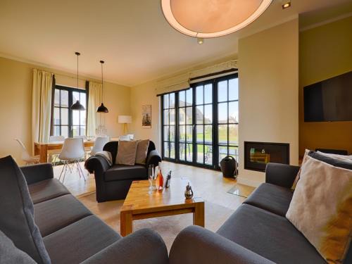 Kreptitz Casa | Reetland am Meer - Luxus Reetdachvilla mit 3 Schlafzimmern, Sauna und Kamin F08
