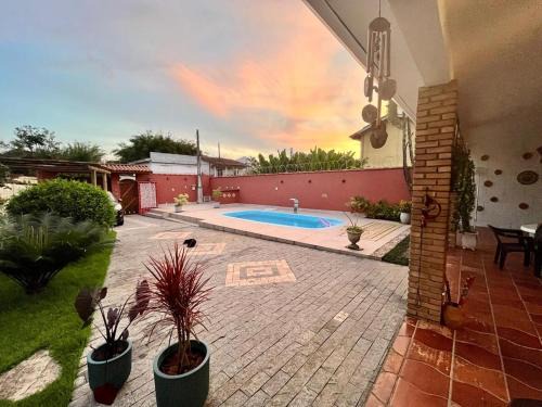 Silop Casa | Refúgio ao lado do mar com piscina e muito charme