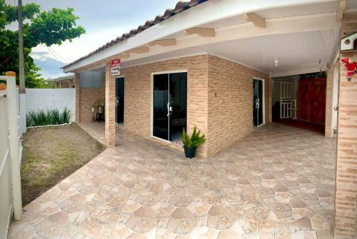 Pontal do Parana Casa | Refúgio perto do Mar: Ótima casa a 350m da praia
