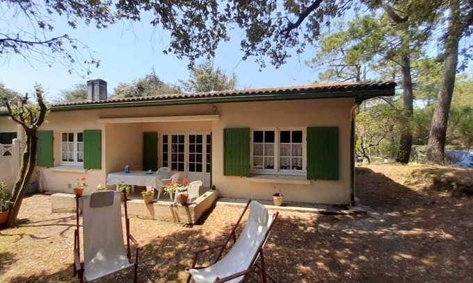 Soulac-sur-Mer Casa | Ref 567 - Quiet house close to beaches and shops