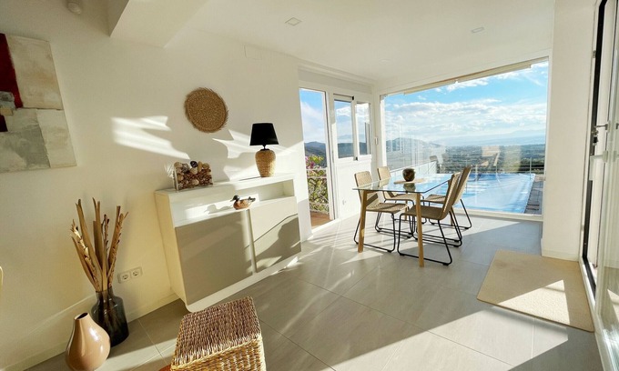 El Mas Fumats Villa | Ref. Alb30 - ENCANTADORA VILLA CON PISCINA Y VISTA AL MAR