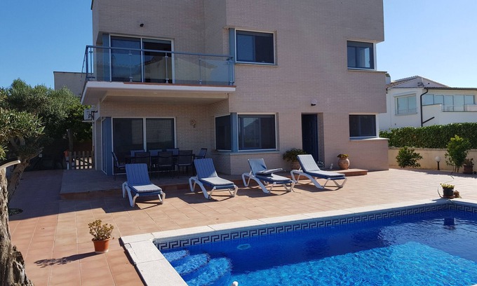 La Garriga Villa | Ref. Cast21 - HERMOSA VILLA CON PISCINA