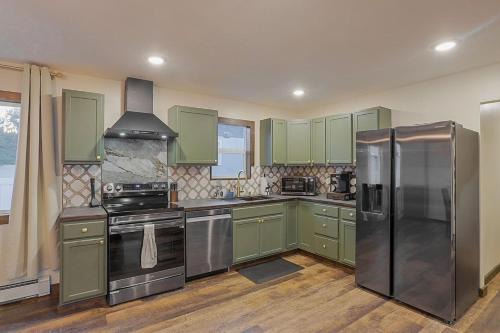 Livingston Casa | Refined 6br Moose & Bear Lodge By Sweetheart Stay