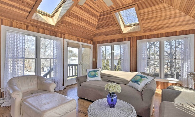 Popponesset Cabaña | Refined Retreat W/outdoor Shower, 1 Block to Beach