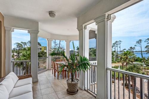 Upper Grand Lagoon Apartamento | Reflections at Bay Point 301