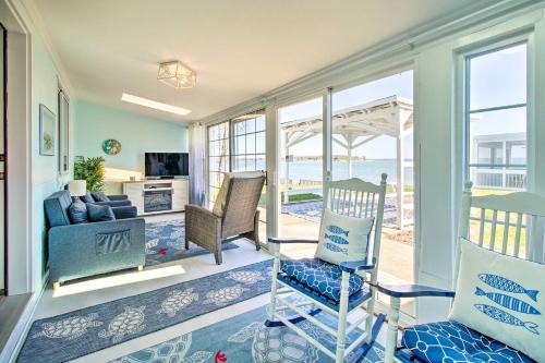 Colonial Beach Casa | Refreshing Colonial Beach Vacation Rental!