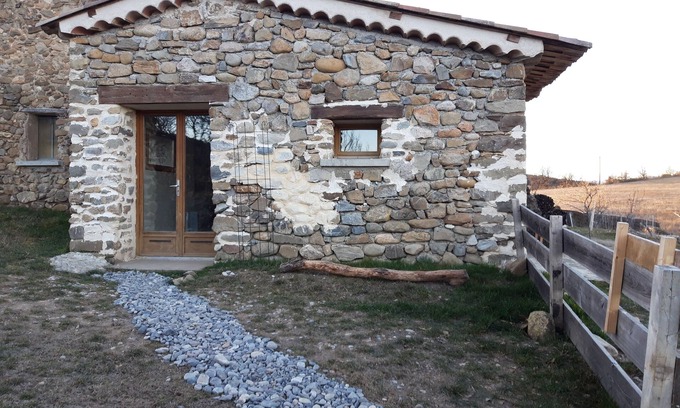 Vaumeilh Casa | Refugio de nidos de polluelos