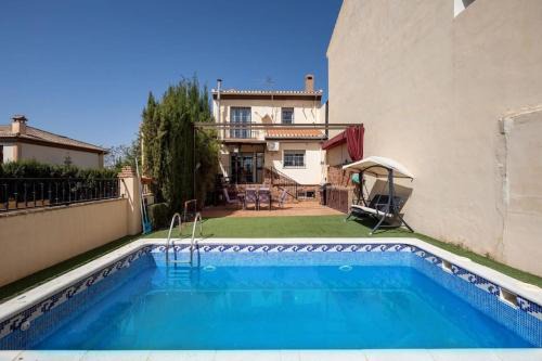 Cenes de la Vega Casa | Refugio de Ensueño Cerca de la Alhambra y Sierra Nevada