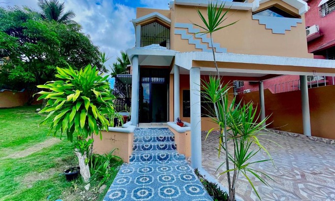 Santo Domingo Oeste Casa | Refugio Encantador
