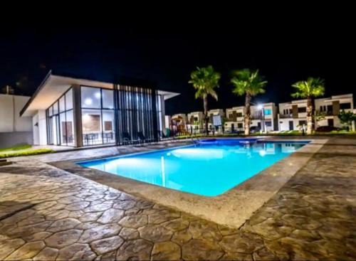 Mazatlán Apartamento | Refugio Perfecto con Alberca y seguridad Cerca Galerías!