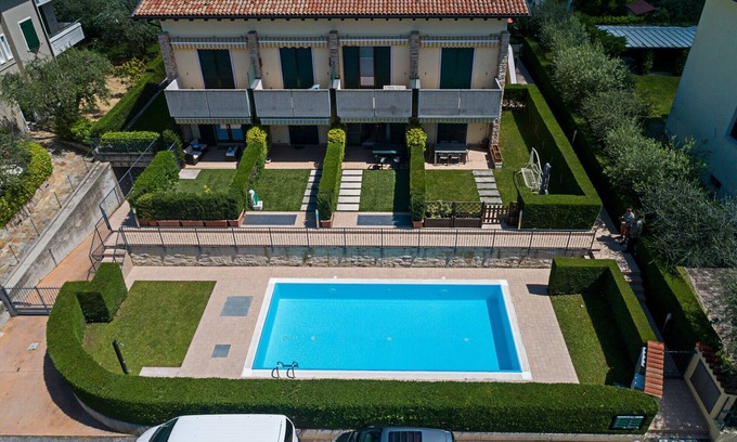 Montioni Apartamento | Regarda - Apartment "Arcobaleno" with pool, pet allowed
