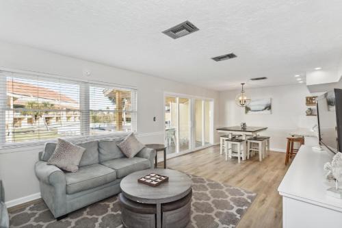 Pensacola Beach Casa | Regency Cabanas D2 - 3B Townhome