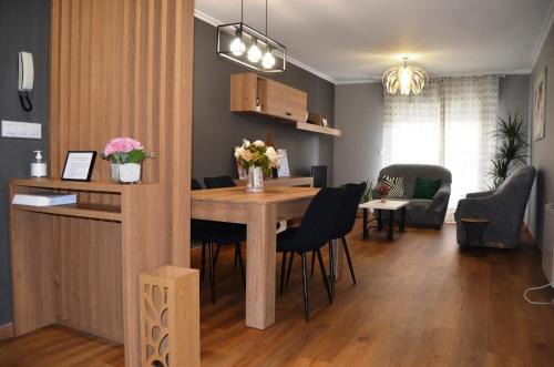 Arzua Apartamento | REGO DA RAÑA APARTMENTS