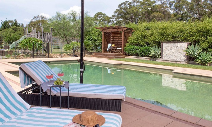 Worrigee Casa | Reign Manor and Coach House