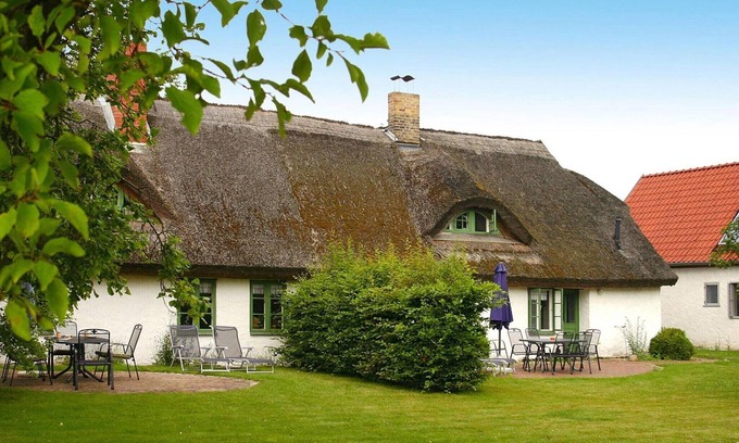 Neuenkirchen Casa | Reihenhäuser im Hafendorf Vieregge auf Rügen
