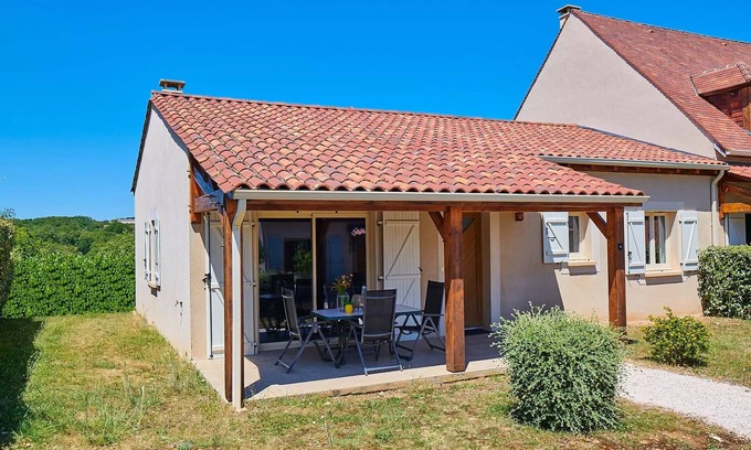 Lanzac Villa | Reihenhaus, 1 Badezimmer 6 Personen