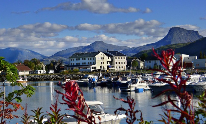 Sorkjosen Hotel | Reisafjord Hotel