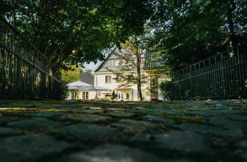 Bergisch Gladbach Hotel | Relais & Châteaux Hotel Diepeschrather Mühle