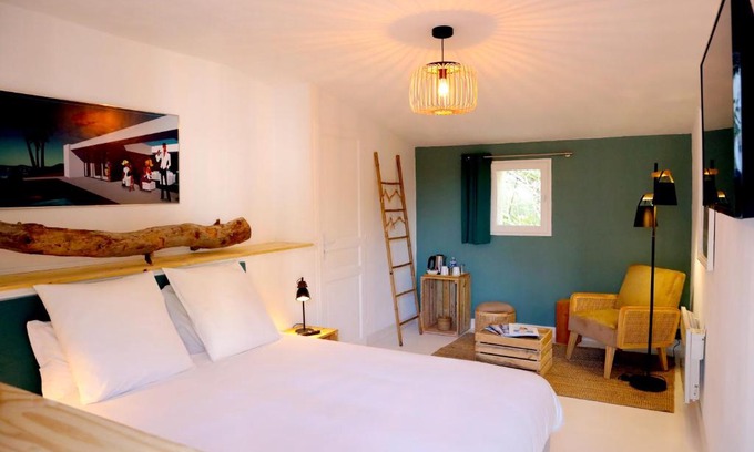 Saint-Hilaire-de-Loulay Cama Y Desayuno | Relais de Chasse la Chaignaie