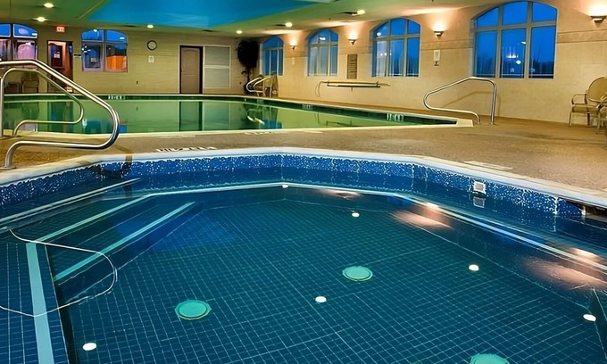 Killeen Hotel | Relax and Enjoy! 1 Awesome Unit and Pool.