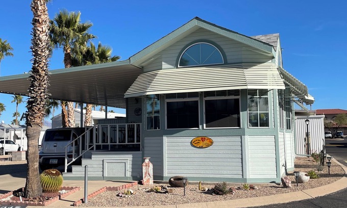 Tucson Casa | Relax and Play at a Tucson Adult Community!