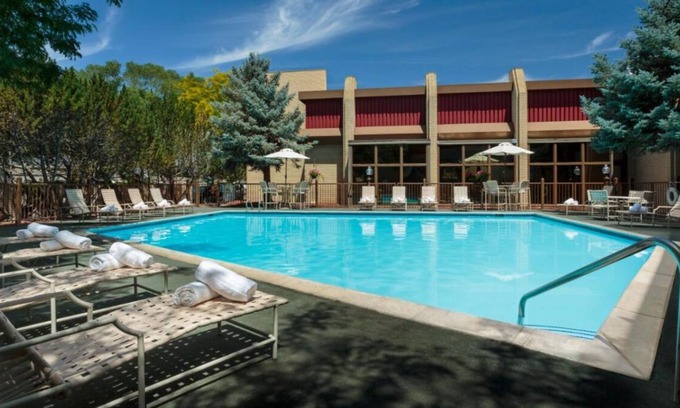 Elko Casa | Relax and Recharge! 3 Convenient Units, Outdoor Pool, FREE Parking, Pets Allowed