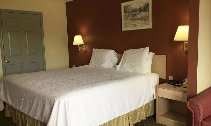 Cabot Complejo | Relax and Recharge! Free Breakfast, Pets Allowed, Free Parking, Outdoor Pool