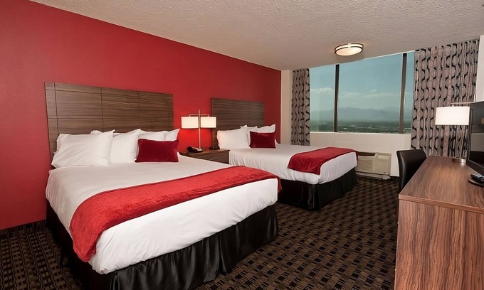 Downtown Las Vegas Hotel | Relax and Recharge! Pool, Restaurant, Free Parking, Near Mob Museum