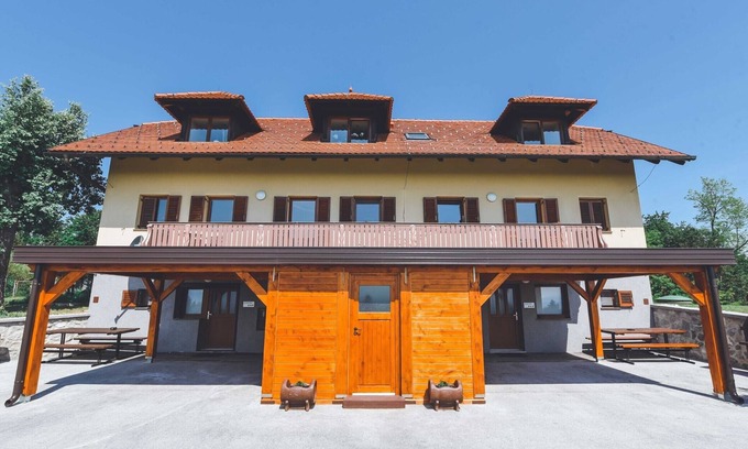 Brezice Apartamento | Relax and Rustic Apartments with Terrace - Standard One Bedroom Apartment with Terrace