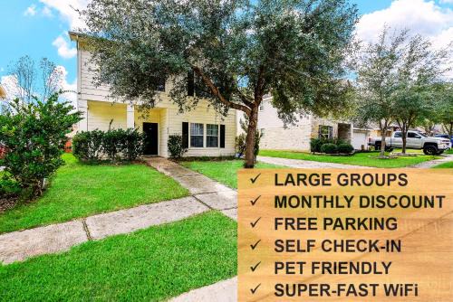 Conroe Casa | Relax and Unwind at Our 7BR Oasis