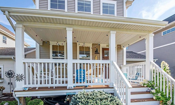 Benton Harbor Casa | Relax at Beachwood Bliss - Enjoy your Lake Michigan Retreat!