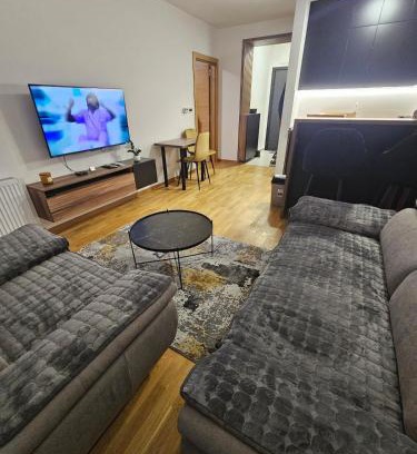 Novi Sad Apartamento | Relax & Enjoy Apartment