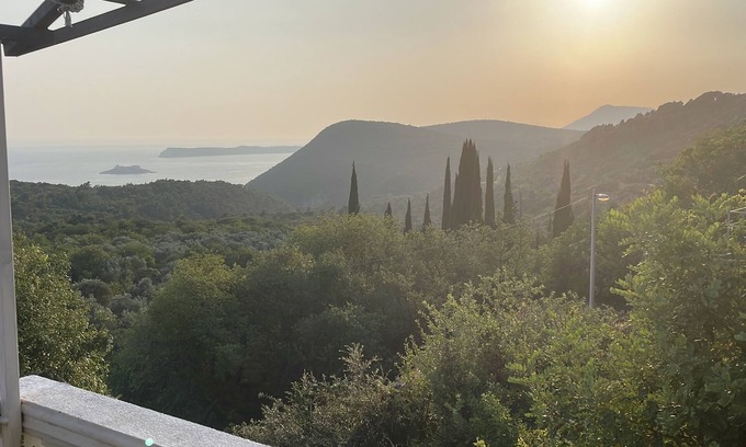 Lustica Apartamento | Relax far away from it all and wake up to sea views and Montenegrin charm
