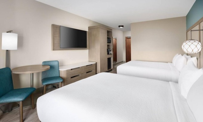 Marathon Hotel | Relax from Your Room w/ Pool View! Pet-friendly Unit, Comes w/ Free Breakfast!