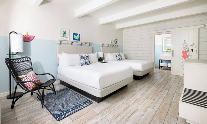 New Town Hotel | Relax & Have Fun | Key West Poolside Stay w/ Pools, Games & Comfort Eats