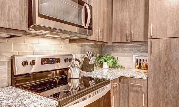 Northlake Apartamento | Relax in a Calming Atmosphere in Tucker