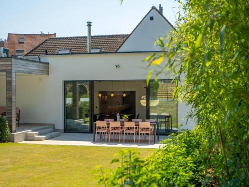 Kortrijk Casa | Relax in Kortrijk Luxury, cleaning included