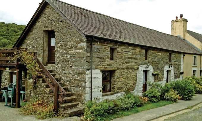 Llanybydder Cabaña | Relax in Mountain View Cottage at Cwmiar Farm
