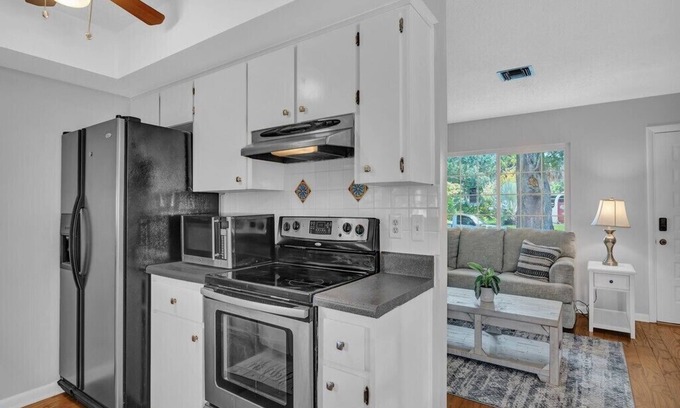 Vero Beach South Cabaña | Rest and Relax at Blue Bella