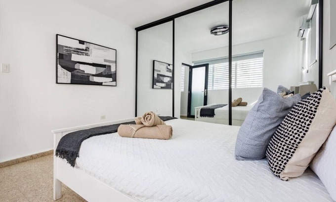 Hato Rey Casa | Relax in Style | Central Apt for 6 - Unit 1