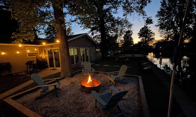 Lakeview Casa | ¡NUEVO! ❤️ ¡Relájate en el Inn del Canal! Tecumseh Island Luxury Cottage. Duerme 10! MUELLE